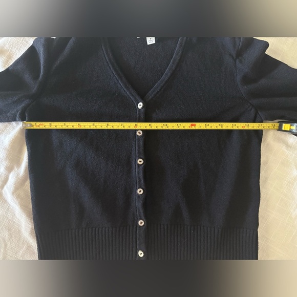 St. John Sport Black Cardigan Sweater V-Neck Cropped - Picture 9 of 9
